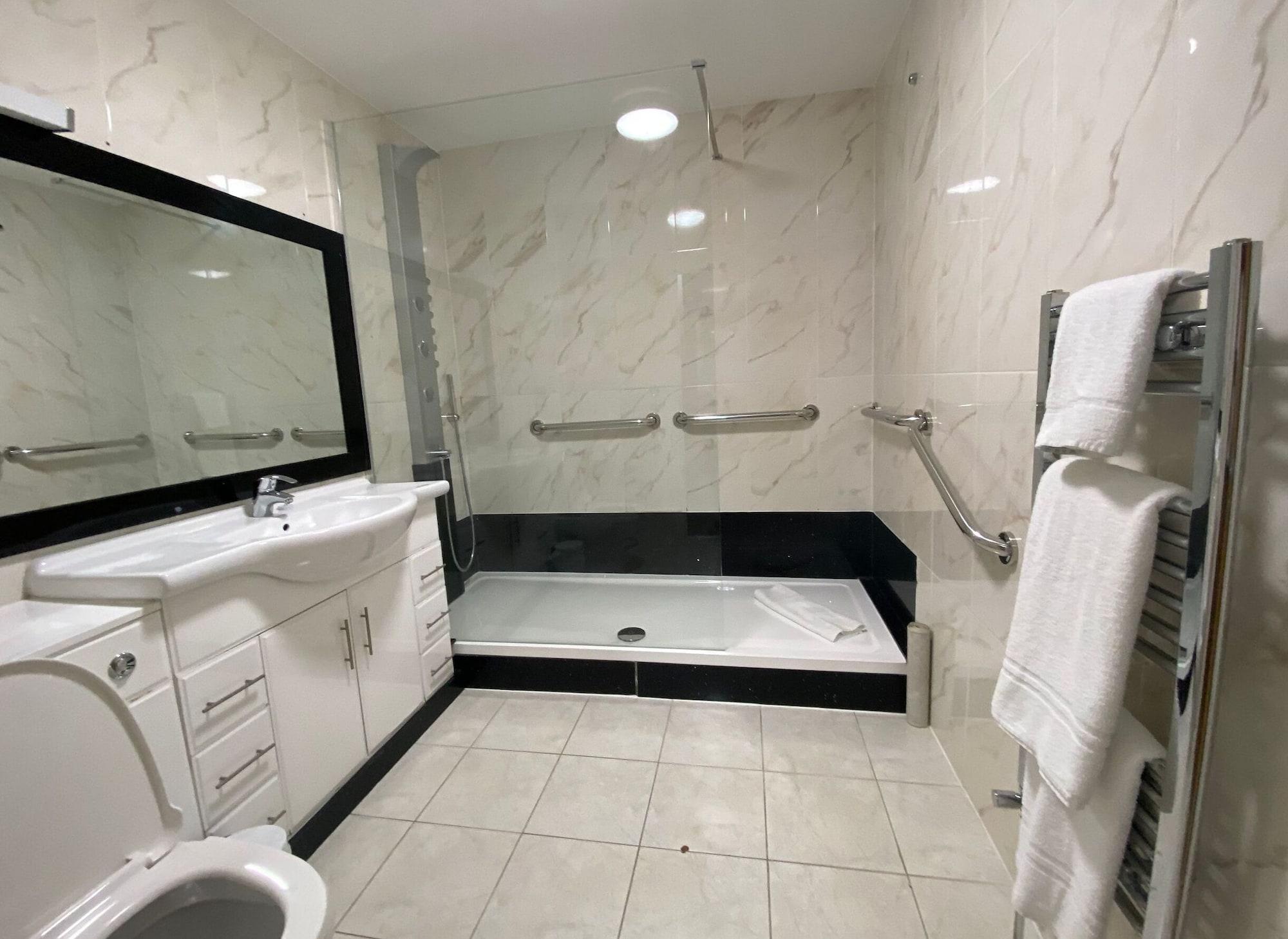 Baylis House Hotel Slough Extérieur photo