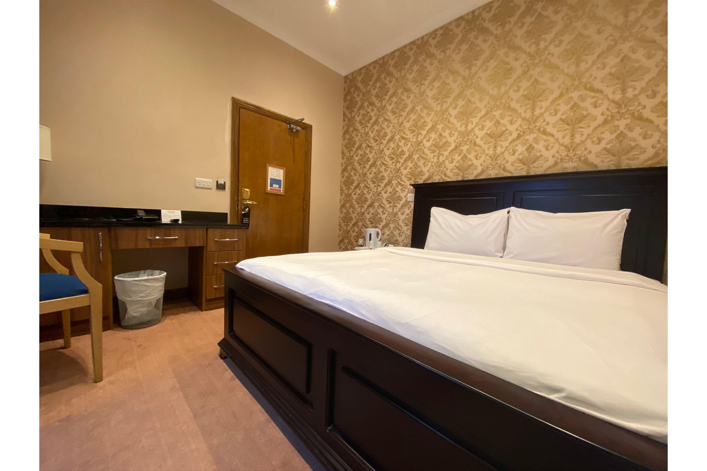 Baylis House Hotel Slough Extérieur photo